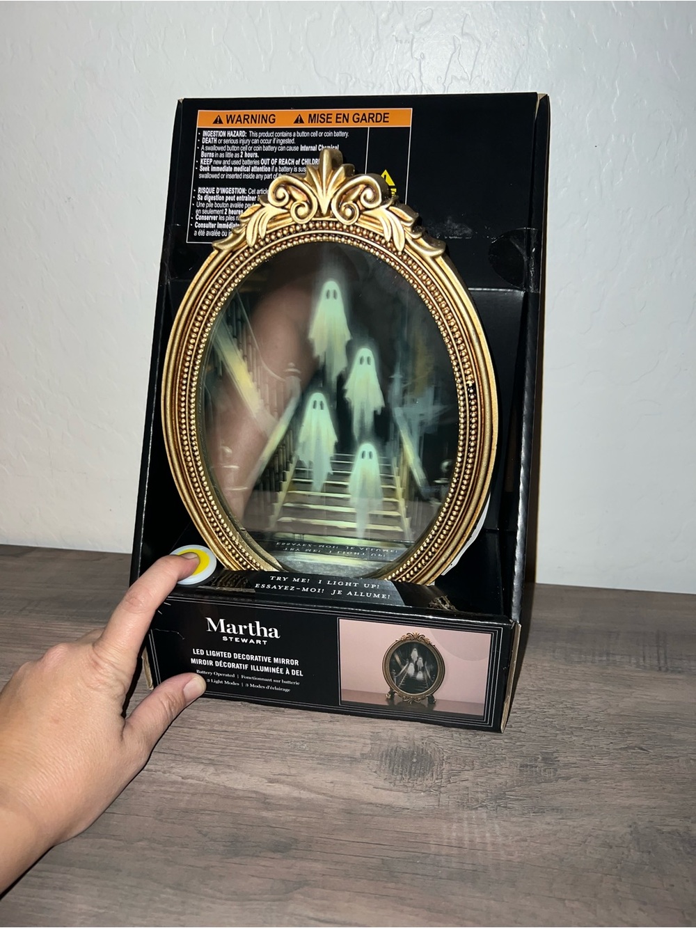 Martha Stewart Black and Gold Lighted Halloween Mirror with Ghost Design - Picture 6 of 10